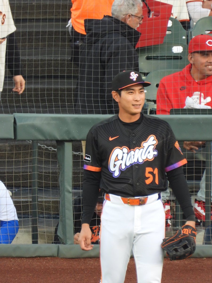 minjeong__kim_'s tweet image. [4/21/26 vs LAD] 경기 전 이정후 | Jung Hoo Lee Before the Game 

이렇게 웃을 일만 가득하길 🍀

#junghoolee #이정후 #oraclepark #오라클파크