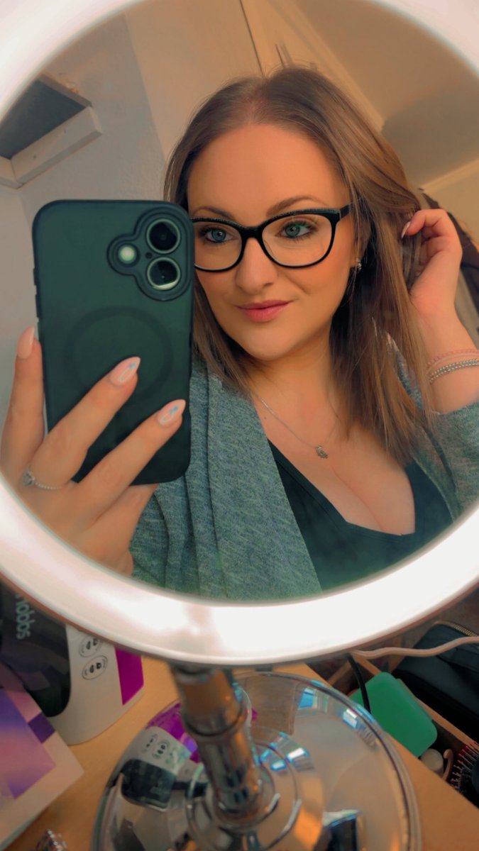 Carrie ✨💫 tweet media