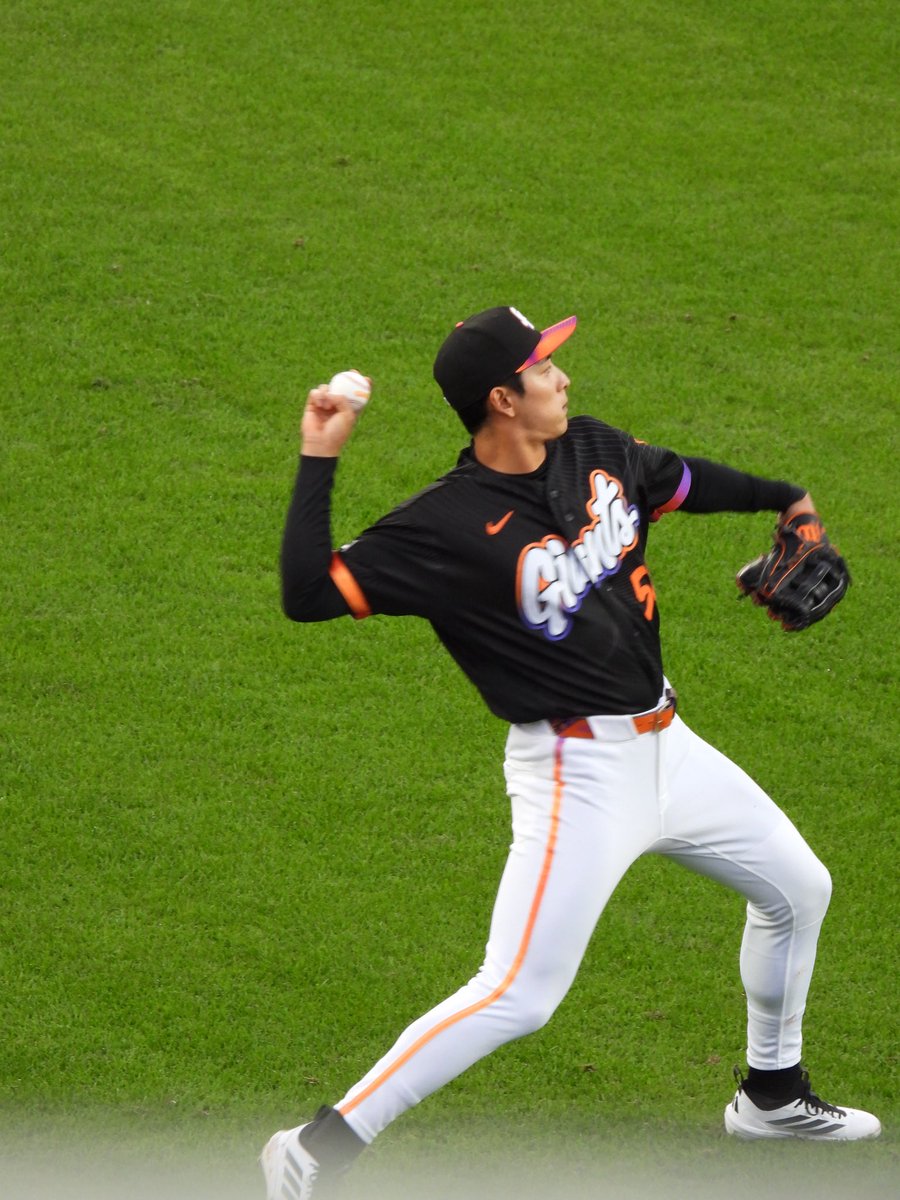 minjeong__kim_'s tweet image. [4/21/26 vs LAD] 경기 중 이정후 | Jung Hoo Lee During the Game 

#junghoolee #이정후 #오라클파크 #oraclepark

이렇게 문제 없이 뛸수 있는 상태면 좋겠어요... 🙏