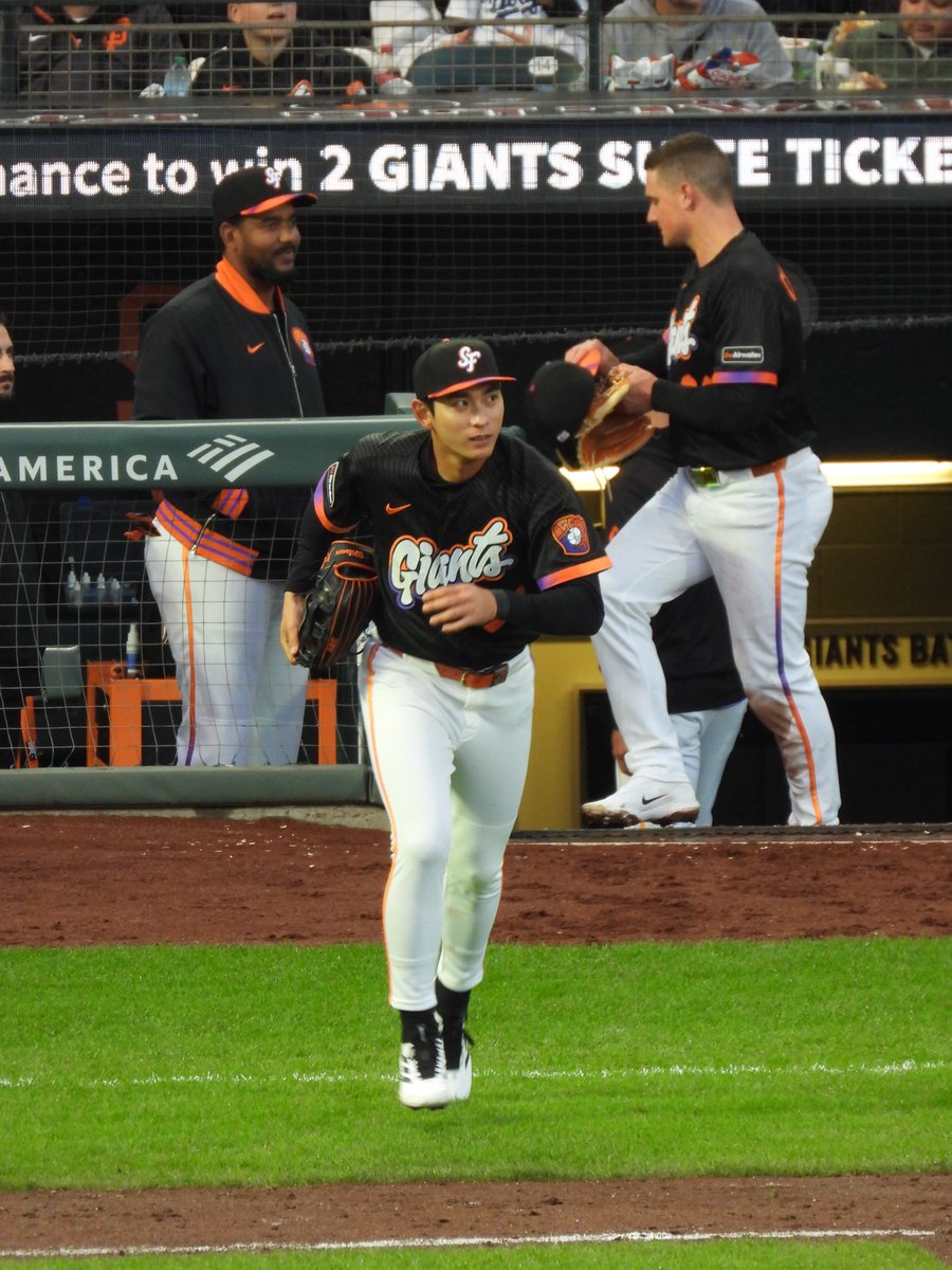 minjeong__kim_'s tweet image. [4/21/26 vs LAD] 경기 중 이정후 | Jung Hoo Lee During the Game 

#junghoolee #이정후 #오라클파크 #oraclepark

이렇게 문제 없이 뛸수 있는 상태면 좋겠어요... 🙏