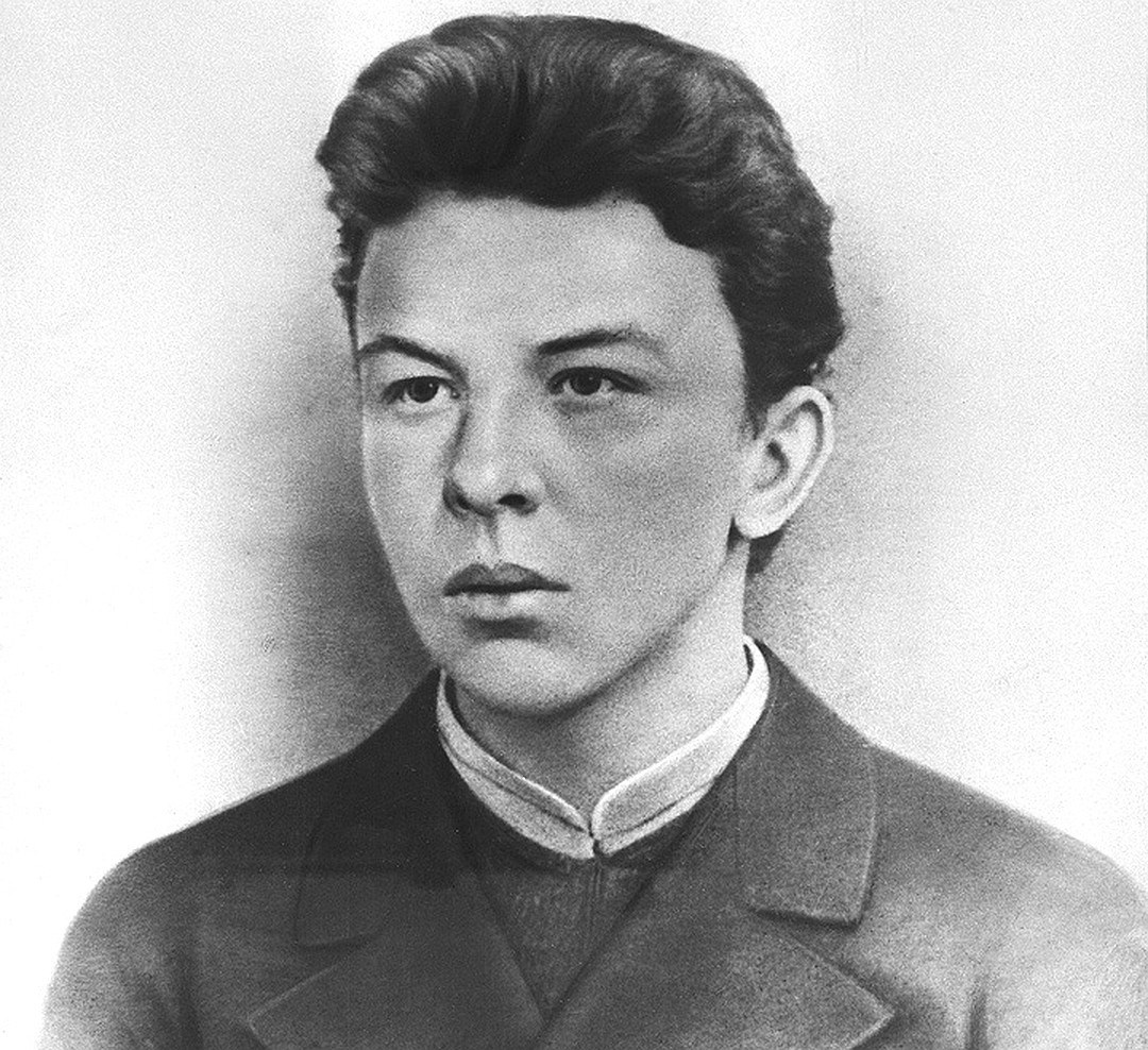 mariobianchi18's tweet image. Il #22aprile 1870 nasceva Vladimir Il'ic Ul'janov detto #Lenin. Sostenitore del marxismo, protagonista della Rivoluzione d'ottobre del 1917, influenzò il movimento comunista internazionale. Morto lui, #Stalin si sbarazzò di #Trotzkij, a capo dell'Armata Rossa, e prese il potere.
