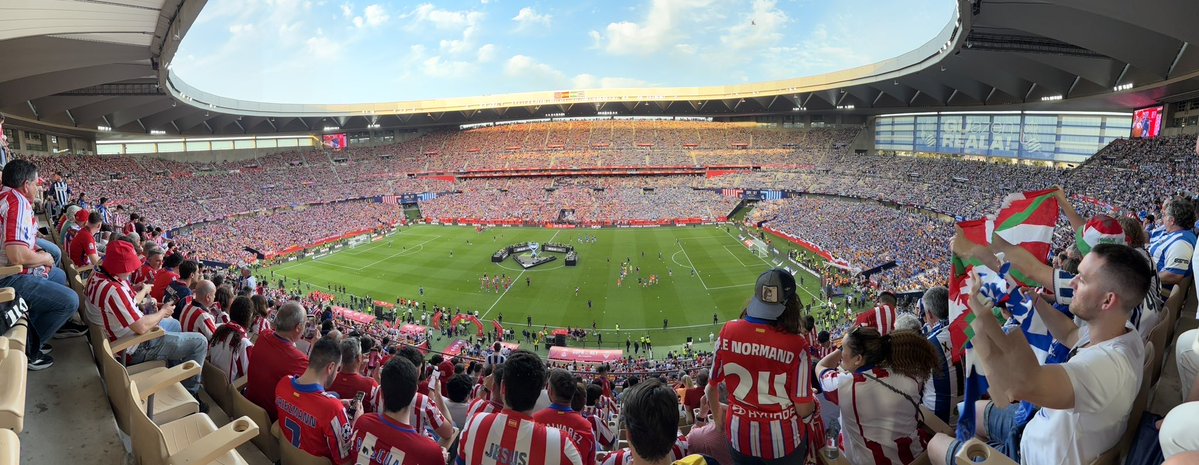 Ya sé que hay partido hoy, pero no puedo evitar hacer una recopilación de lo vivido en Sevilla con la #RealSociedad y una #CopaDelRey que recodaremos siempre.
