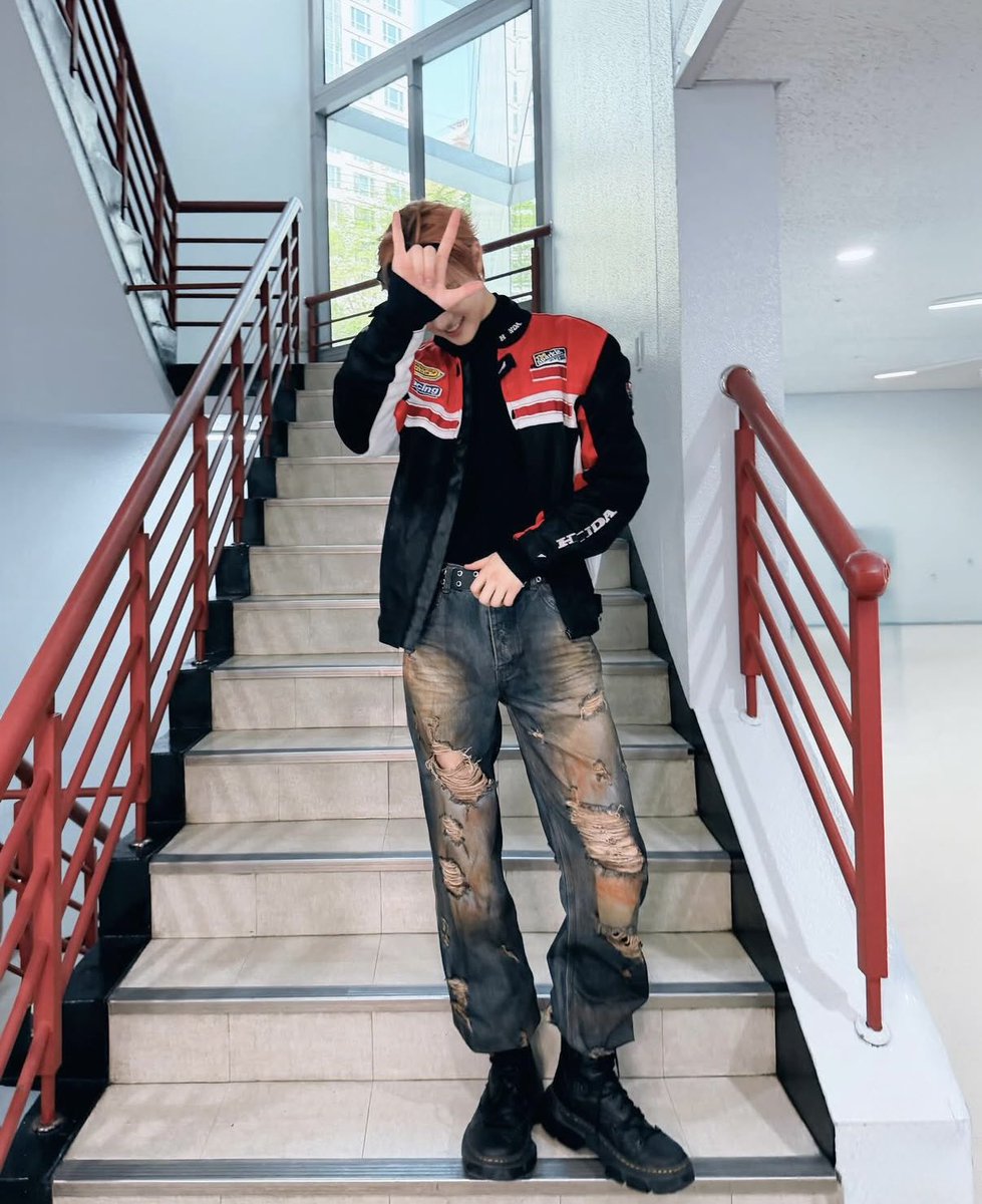 着画あり希少EVISUモノグラムライダース赤　HIPHOPBBOY