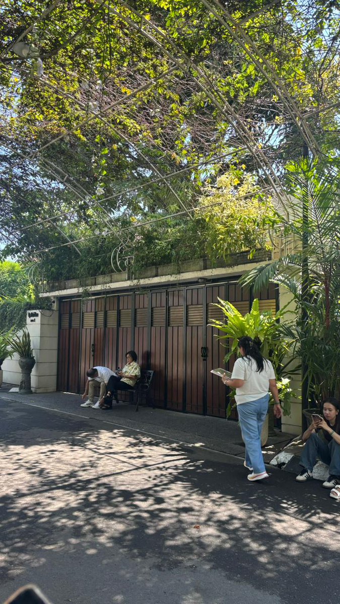 nayla²⁶ tweet media