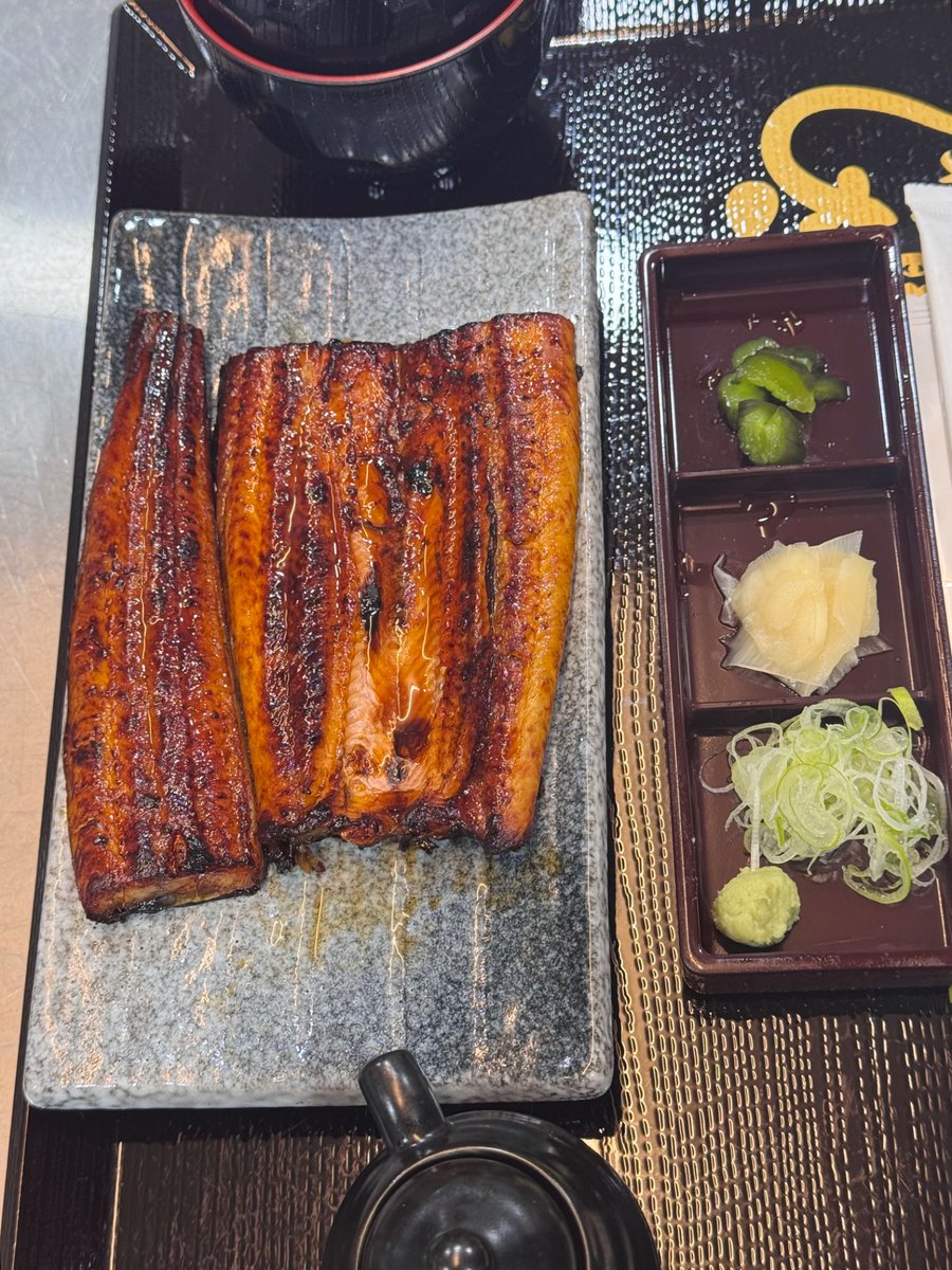 鰻の成瀬 プロンポン店 tweet media
