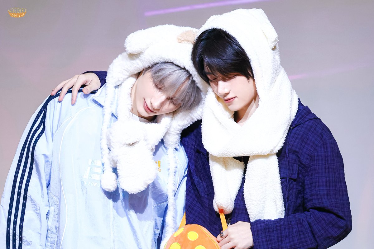Eggtart0814's tweet photo. 260421

🥺🫳🏻

#뀨닝즈 
#휴닝카이  #HUENINGKAI  #ヒュニンカイ
#범규  #BEOMGYU  #ボムギュ https://t.co/TjKko8wUHy
