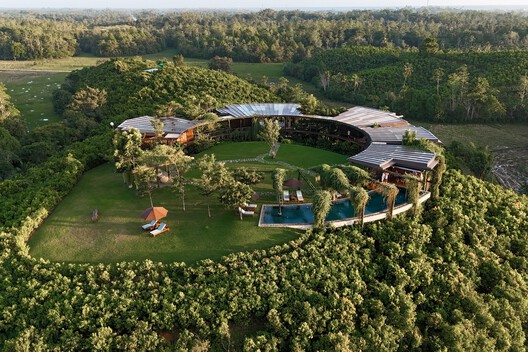 4AAAAart's tweet photo. Round House Estate Bungalow at Ahangama by Narein Perera

Ahangama, Sri Lanka 🇱🇰 https://t.co/uzrklbeymp