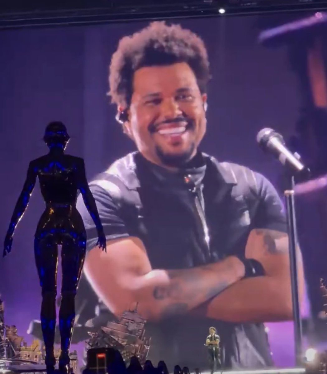 𝐬𝐡𝐞𝐚🖤 tweet media