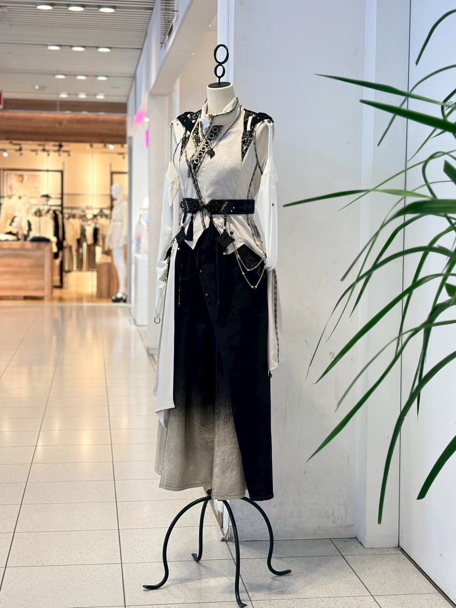 OZZ ONESTE 梅田HEPFIVE店 tweet media