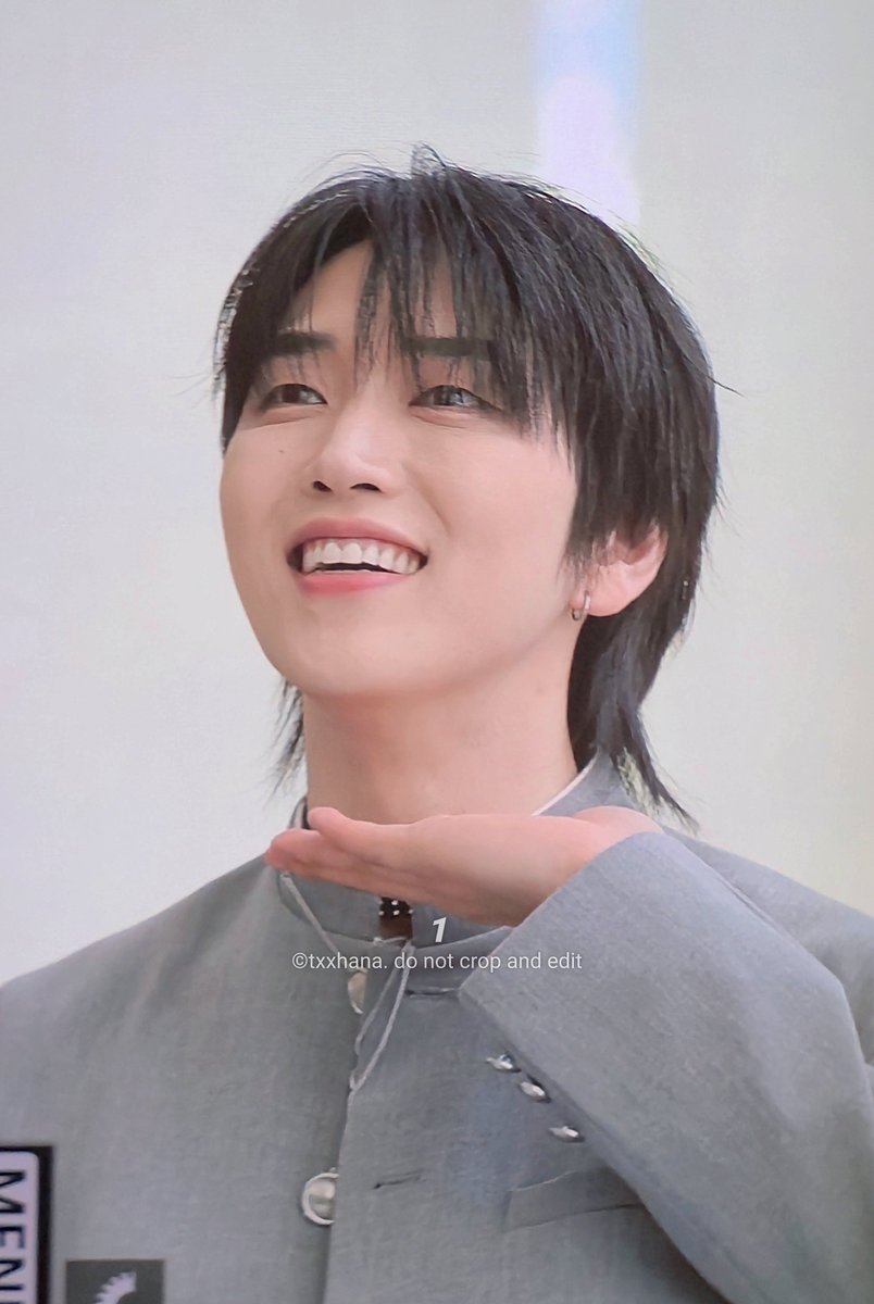 260422 미팬 #B1A4 #산들 #SANDEUL
이쪽이 저희 비주얼 담당입니다