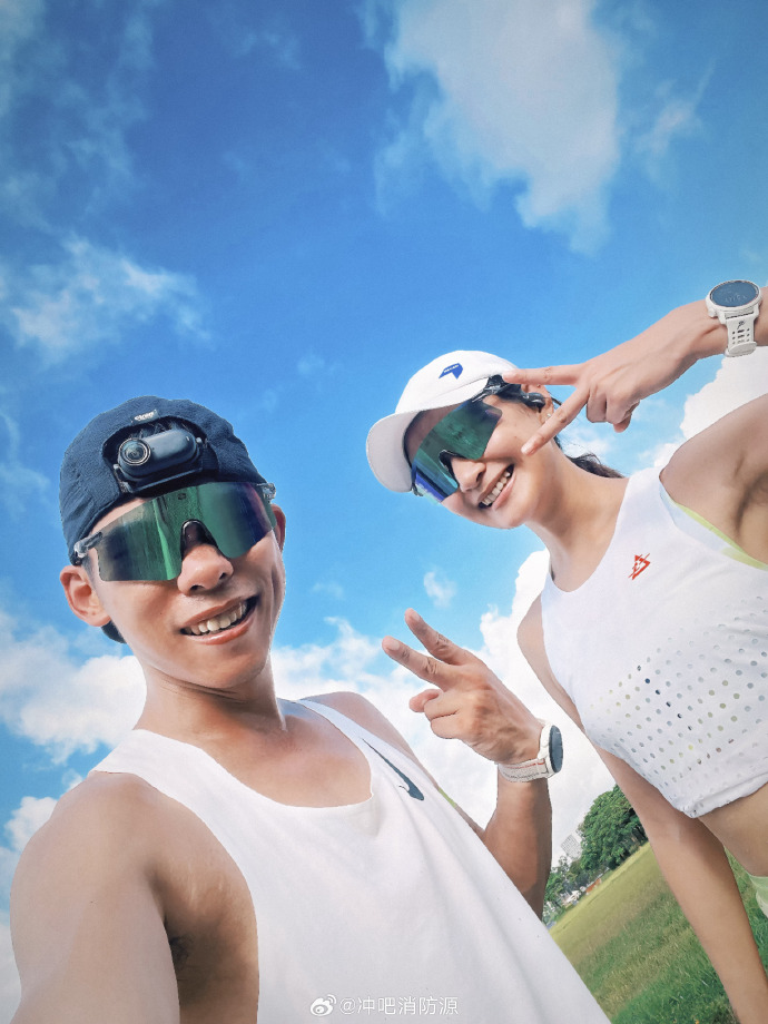 kah_011's tweet photo. "Morning run with my person  Coffee in hand, bad jokes on repeat, and sun in our eyes. Perfect chaos, always." https://t.co/nR6xUSoRzY