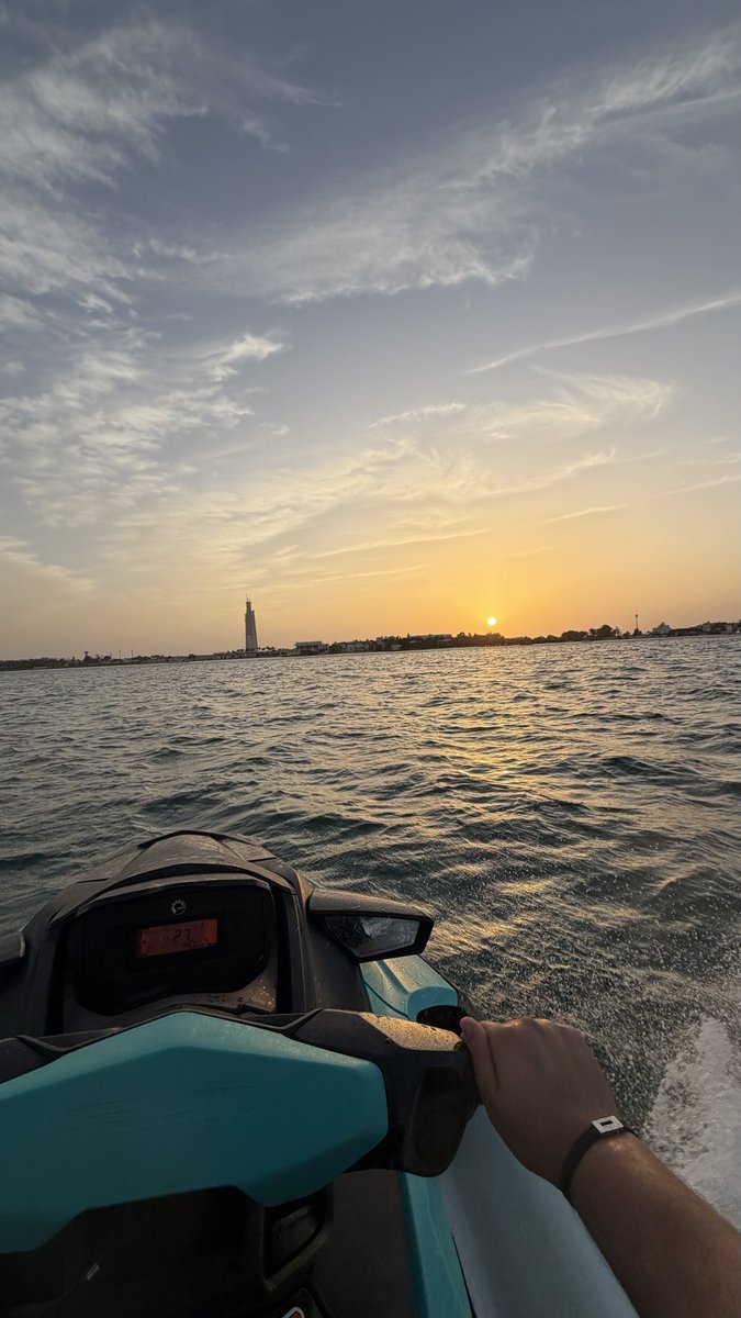 NS_180's tweet photo. عشوائيات اخر يوم في جدة 💙💙 https://t.co/lZ3LMNSMCu