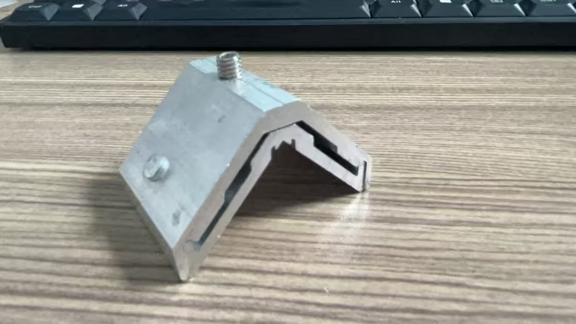 FoshanXuanqing's tweet image. 🔩 Improve window sealing and reduce noise with easy-install aluminum corner joints. Built with 6063-T5 aluminum for durability and stability.

📩 fsxuanqing@gmail.com

🌐 aluminium-hardware.com

#aluminumhardware #windowhardware #constructiontips