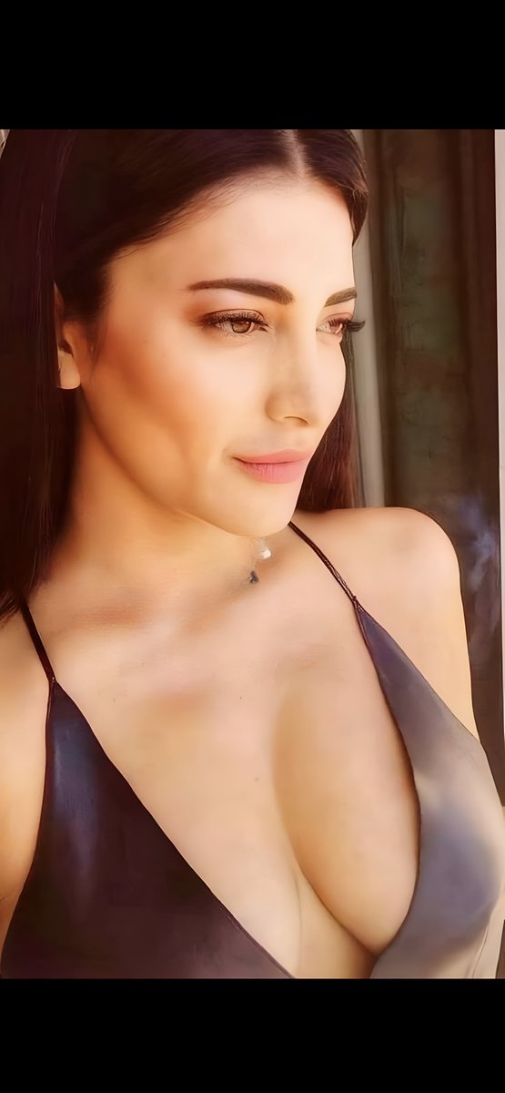 Hotties Hub tweet media