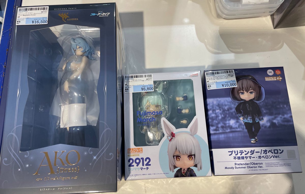 こんにちは、#駿河屋ビル 一階販売です? 本日の新品商品の紹介です 