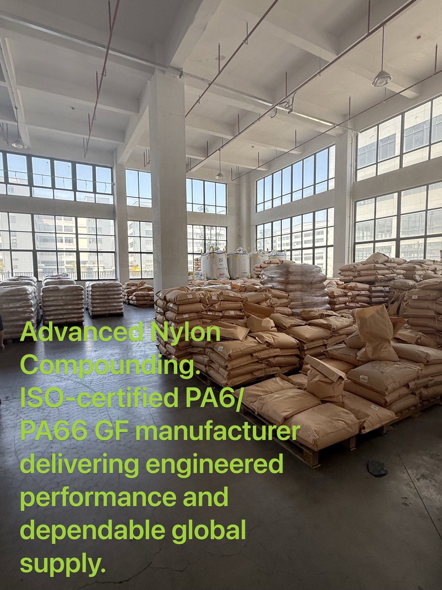 aflnj32738384's tweet image. With plastic raw materials at your fingertips, create endless possibilities! #PET granules are durable, stable, and environmentally friendly.    #plastic granules