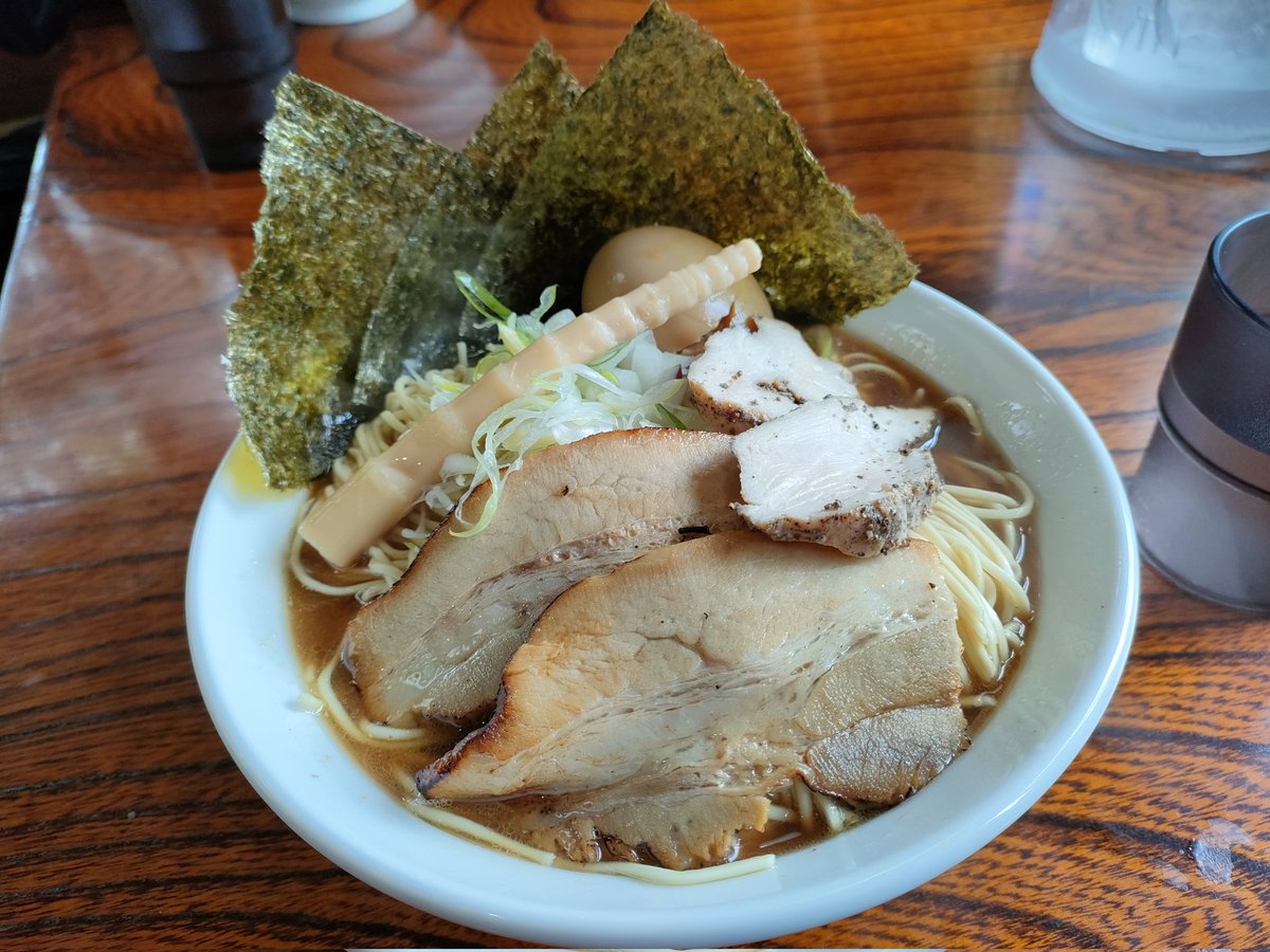 三男(さんなん) tweet media