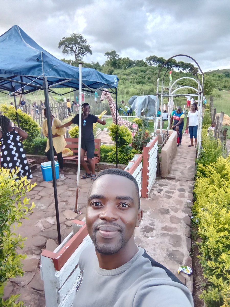 Artist TREVOR🇿🇦 tweet media
