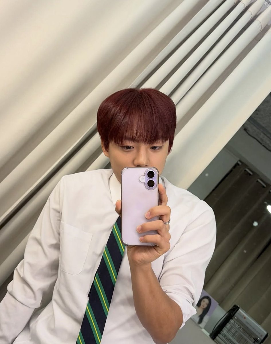 eheondeu3969's tweet photo. #강이랑 ❣️
#엠비케이트레이니 #에어헌드레드 #MBKtrainee #Air100 https://t.co/CjiFcL5lTf