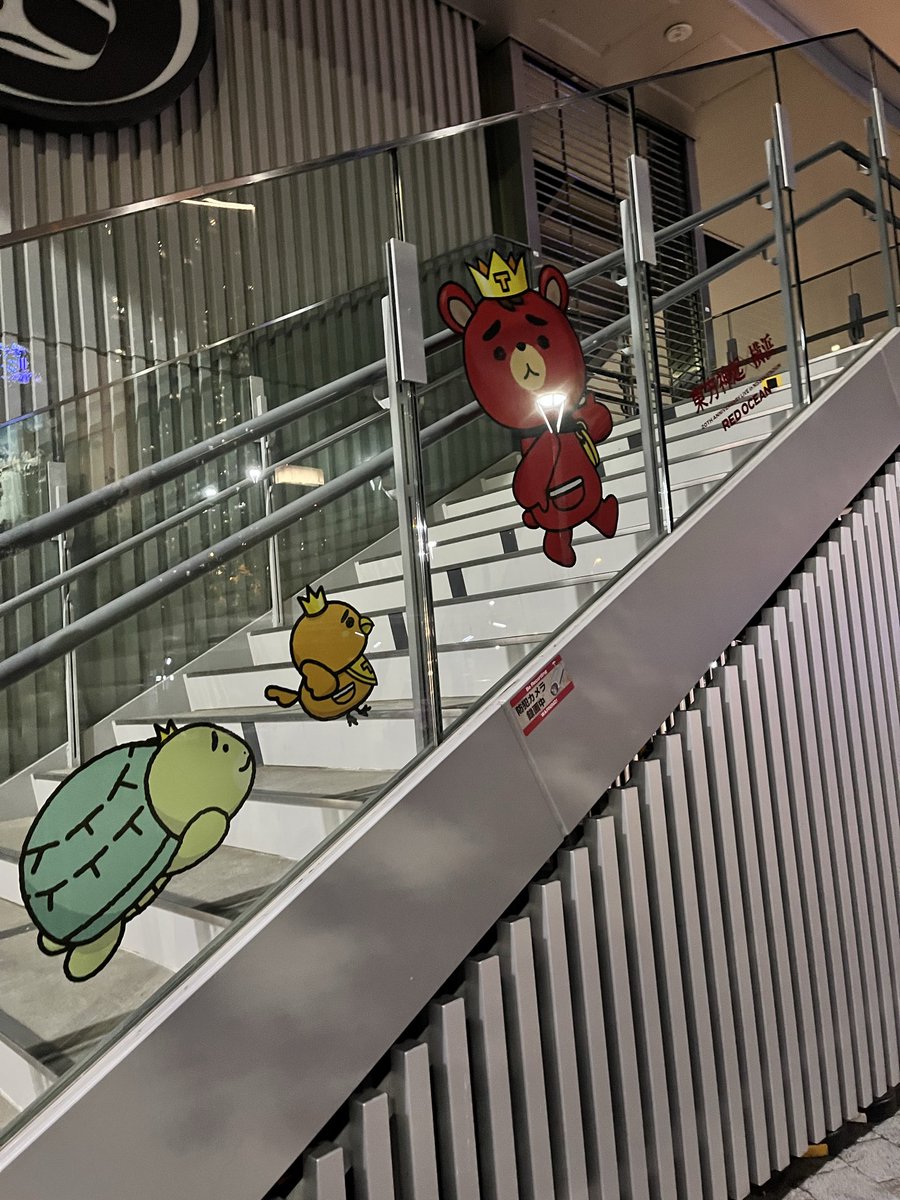 マーリン tweet media