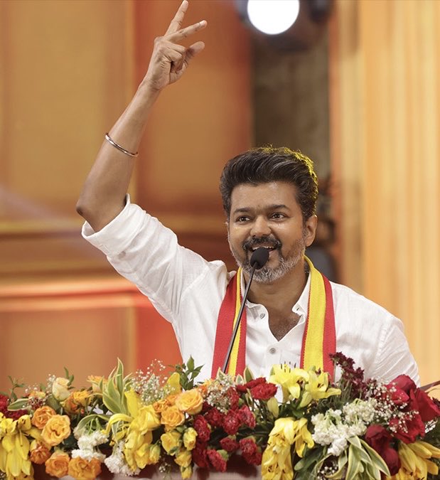 Riyashaishere's tweet photo. Vijay Started with a roar, ended with begging..how sad 🤡

This isn’t a movie this is reality. You’re not going to win. Bye Bye @TVKVijayHQ 😂 https://t.co/yMkAHHT2TW