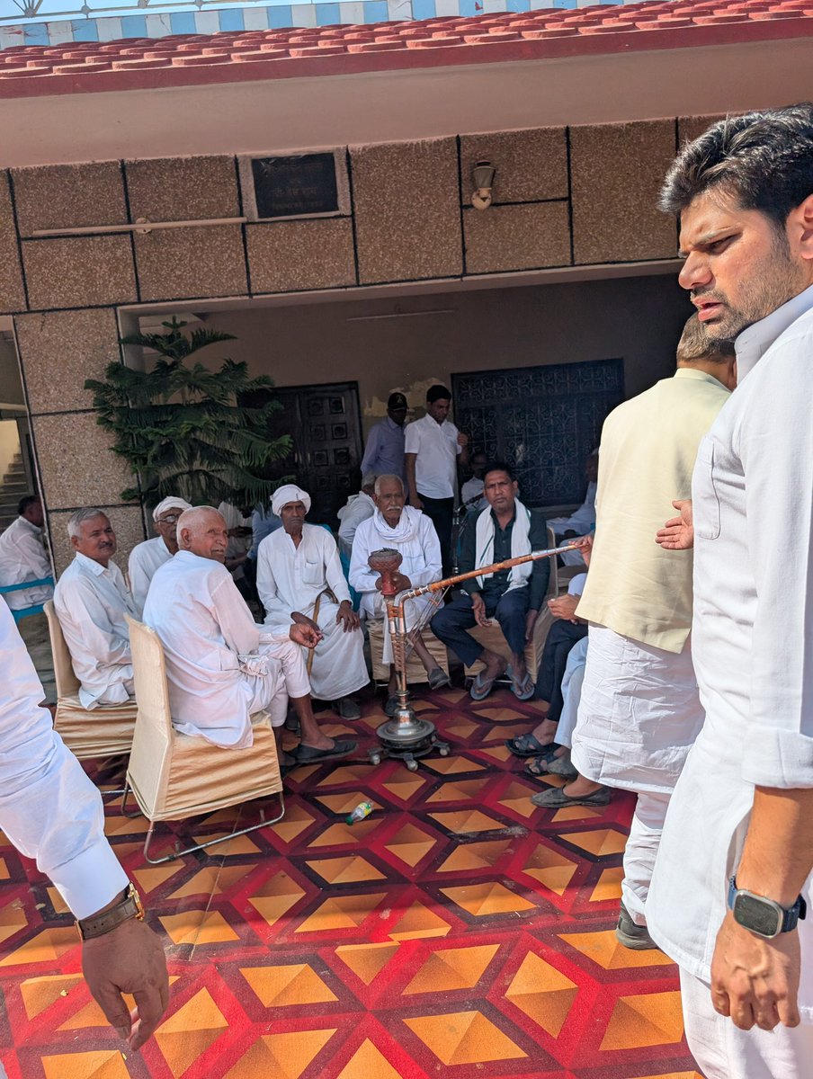 आज गाँव अभयपुर, सोहना में अपने संघर्ष के साथी, भाई नरेश खटाना (एडवोकेट) के भतीजे के यहाँ कुआँ पूजन में शिरकत की और परिवार को शुभकामनाएँ दी।