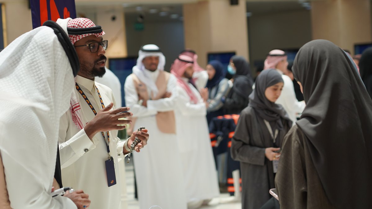 Creativity oasis | واحة الابتكـار tweet media