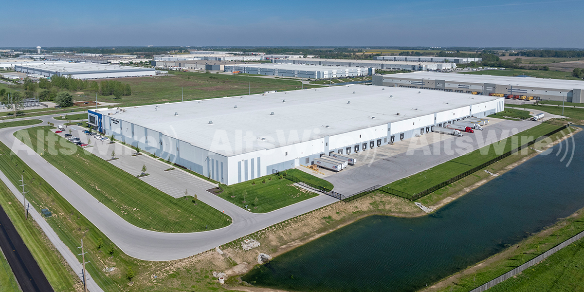 AltsWire's tweet image. 𝗝𝗟𝗟 𝗜𝗻𝗰𝗼𝗺𝗲 𝗣𝗿𝗼𝗽𝗲𝗿𝘁𝘆 𝗧𝗿𝘂𝘀𝘁 𝗔𝗱𝗱𝘀 $𝟲𝟬𝗠 𝗜𝗻𝗱𝗶𝗮𝗻𝗮 𝗗𝗶𝘀𝘁𝗿𝗶𝗯𝘂𝘁𝗶𝗼𝗻 𝗖𝗲𝗻𝘁𝗲𝗿 𝘁𝗼 𝗜𝗻𝗱𝘂𝘀𝘁𝗿𝗶𝗮𝗹 𝗣𝗼𝗿𝘁𝗳𝗼𝗹𝗶𝗼 altswire.com/jll-income-pro…

#JLL #AlternativeInvestments #Acquisition #REIT #RealEstateInvestmentTrust