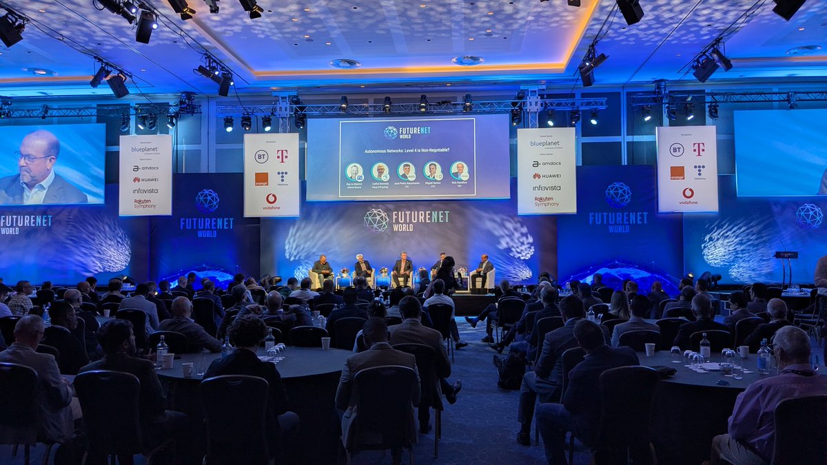3g4gUK's tweet photo. We are attending FutureNet World conference. Please say hi if you spot us.
#FutureNetWorld #3G4G5G https://t.co/8ea0sap9oy