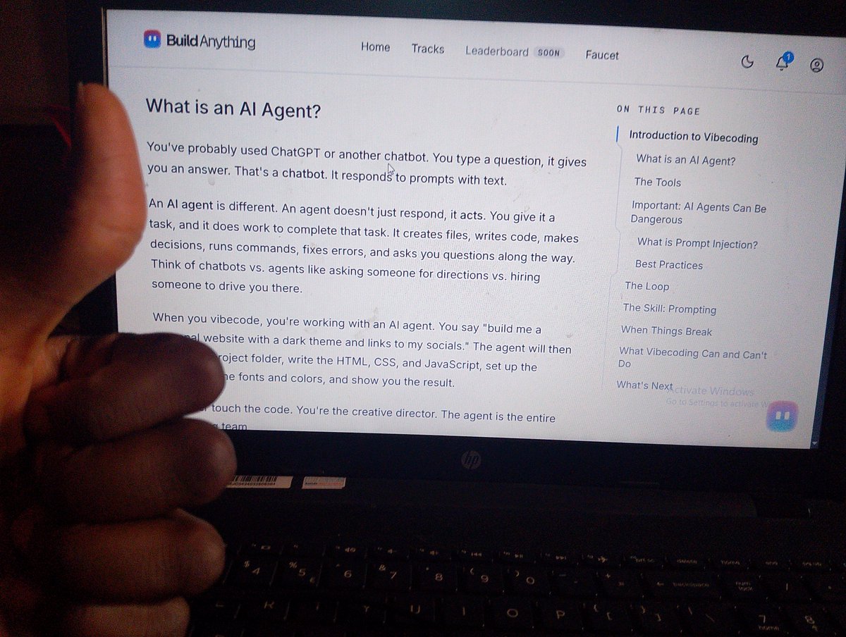 Sir David tweet media