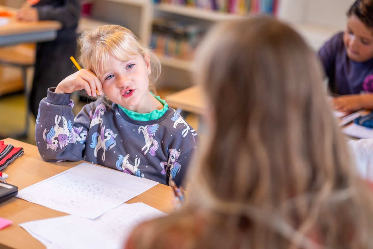 Eén dag per week het verschil maken in de klas?

Word onderwijsambassadeur! Geen ervaring nodig, wél enthousiasme! 🙌

👉🏽 onderwijsambassadeurs.nl

#onderwijs #onderwijsambassadeurs #voordeklas