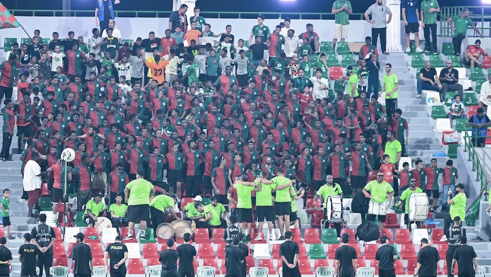 S_Aldossry's tweet photo. باذن الله المتبقي من المباريات ستكون معارك نفوز بها بالمراكز المتقدمه للحصول على احد المراكز تاهلنا للعب اسيويا او عربيا او خليجيا …
وذلك يتم وسط تشجيع ومؤازرة جمهورنا الحبيب فهذا توقيته وسيكون هو القائد للفوز بهذه المعارك وسيكون الوقود الحقيقي للاعبين  #الاتفاق https://t.co/Pn9wWMtE0Q