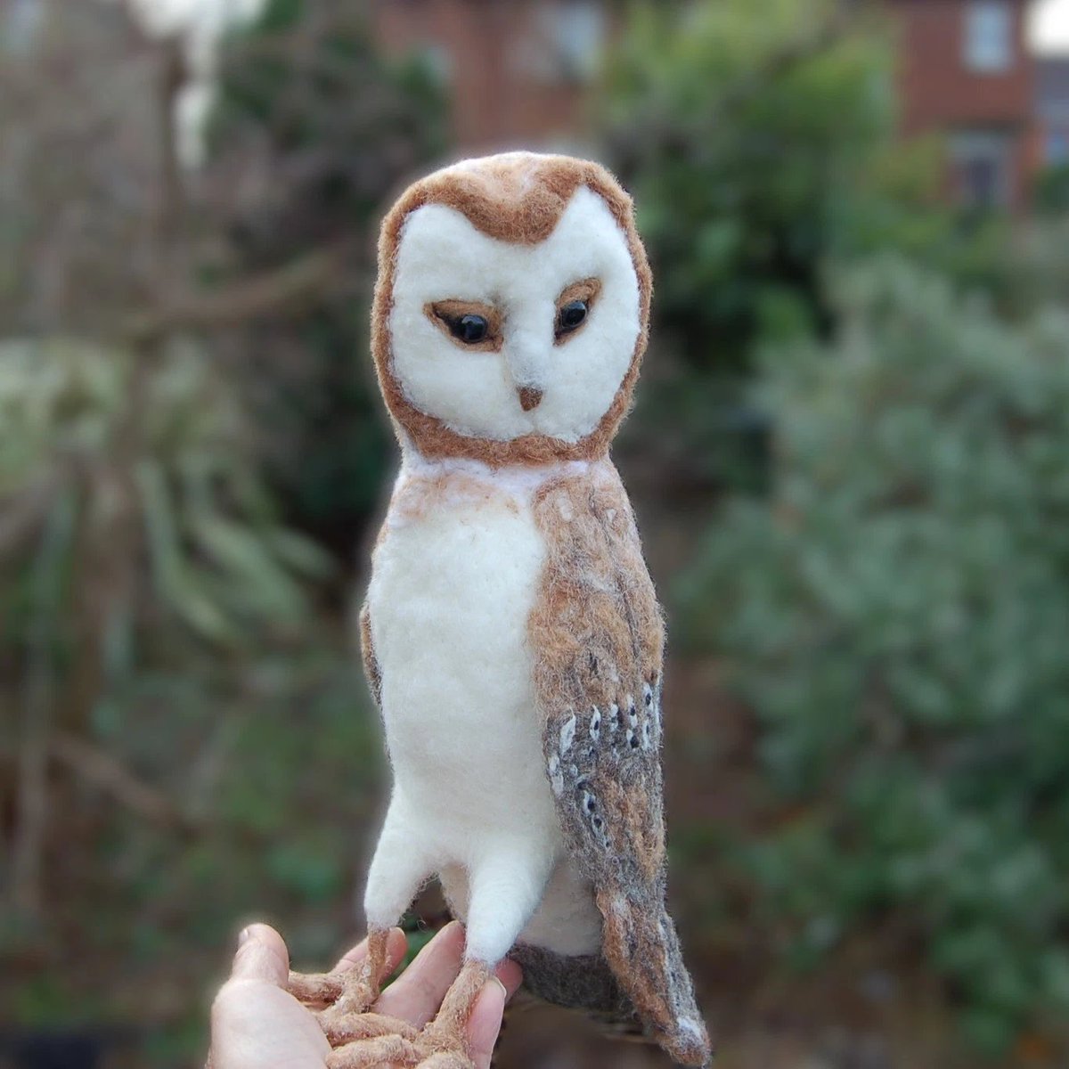 Yorkshireharec1's tweet image. HANDMADE  Barn Owl - Needlefelted with wool fibres ebay.us/m/ZfASED #eBay via @eBay_UK