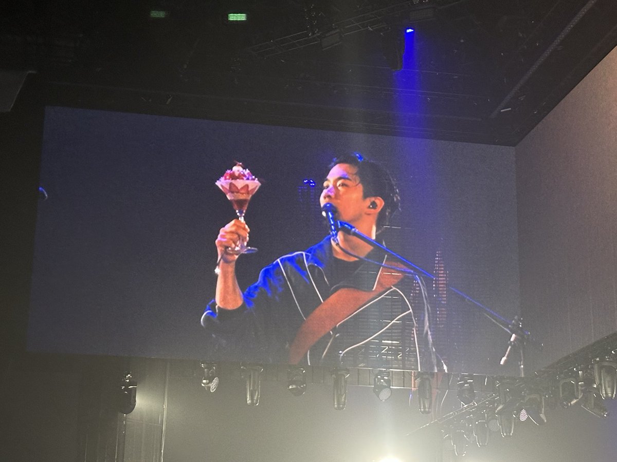 yourself0325's tweet photo. King Gnu マリンメッセ福岡
#KingGnuCENTRALTour2026 https://t.co/NPqinGsNPp