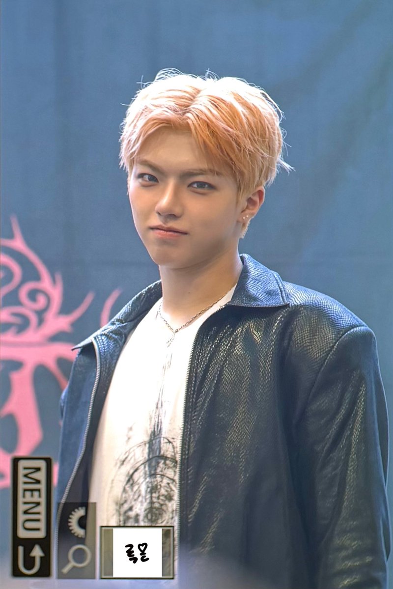 L♡CK ON tweet media