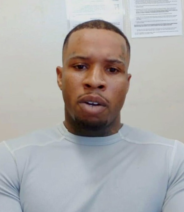 BlackNews's tweet image. Rapper Tory Lanez Sues Prison for $100M for Failing to Protect Him from Being Stabbed 16 Times

blacknews.com/news/tory-lane…

#blacktwitter #black #celebritynews #celebrity #hiphop