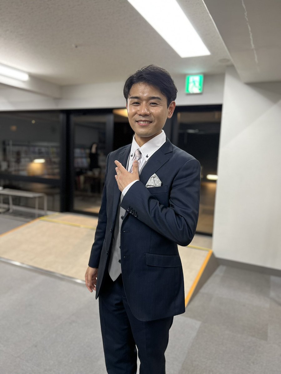 band_musica's tweet photo. Naotoです✨
先日、一炊ノ夢で共演した鈴木くんの出演するミュージカル『 #改心の先に 』を観劇してきました。

歌もダンスも素敵で物語も良くて、観終わった直後にもう一度観たいと思うくらい素晴らしい時間を過ごせました。
お誘いありがとうございました☺️

#夜明けMLTT2026  
#TC夜明け  
#MLTT https://t.co/JrZJ6YxFpr