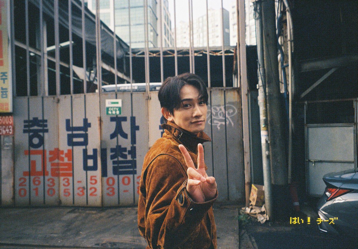 #はいちーず ✌️☺️🧀
 
本日20時頃からライブコマース配信！
どなたでも視聴可能です！ミニゲームも🔥

視聴ページ👇
events.livepark.jp/videos/jSNPZfM…

5日間限定の特製カバー📘
さらに超レアな特典企画も🤫
 
限定カバー版販売ページ📚(4/24金23:59まで)
hmv.co.jp/product/detail…
 
#町田啓太
#まちだのsign