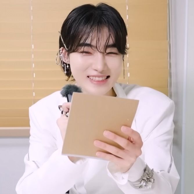 ⋆.𐙚 ̊ belle ˖.¹¹ tweet media