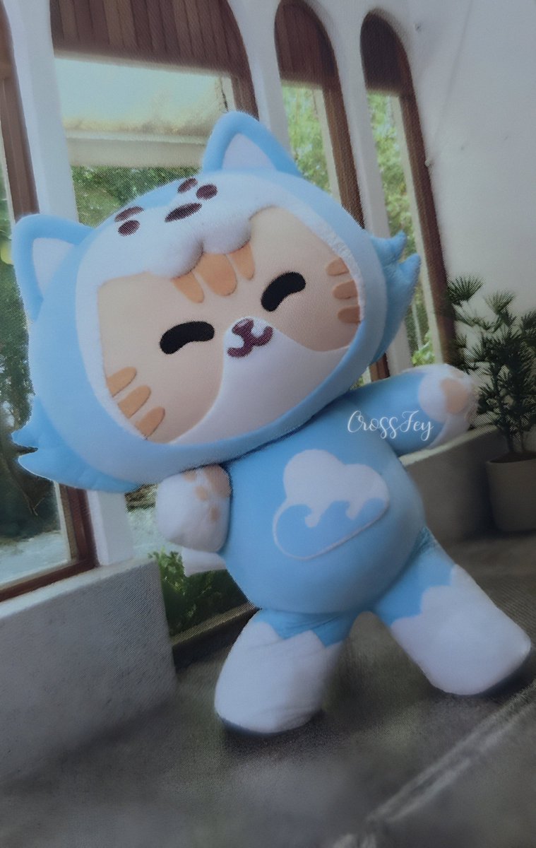 fey_cross tweet media