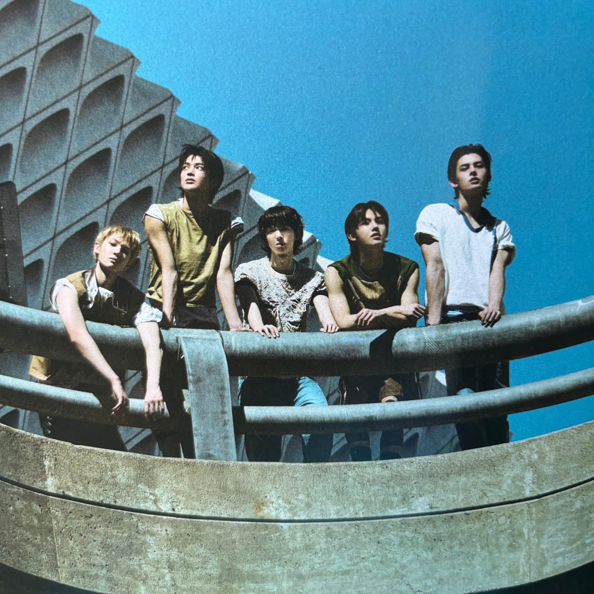 keonhooww tweet media