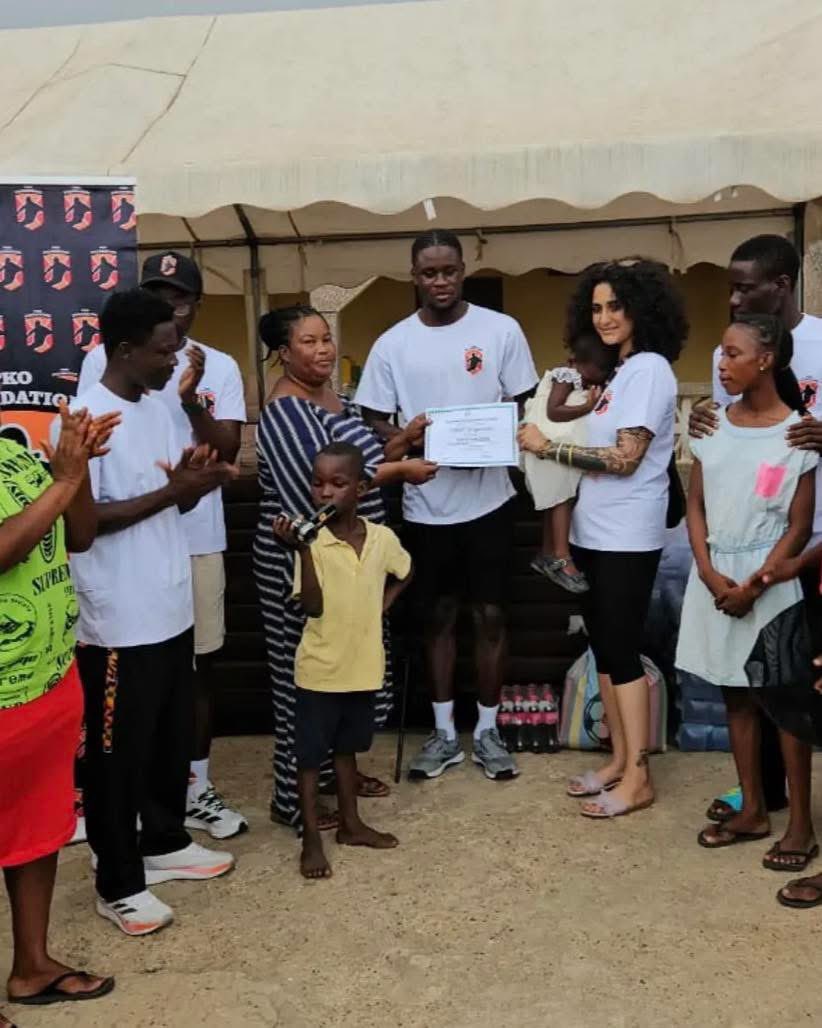 kazportz's tweet image. Prince Kamaldeen, a signed boxer under  PKO Boxing, donated his full Legacy Rise Bout purse to support children at Emmanuel orphanage—winning with heart beyond the ring. 
#PKO #Charity  #kasportsboxing #boxingnews #boxingtraining #kboxtv #acetvboxing #pkoboxing #princekamaldeen