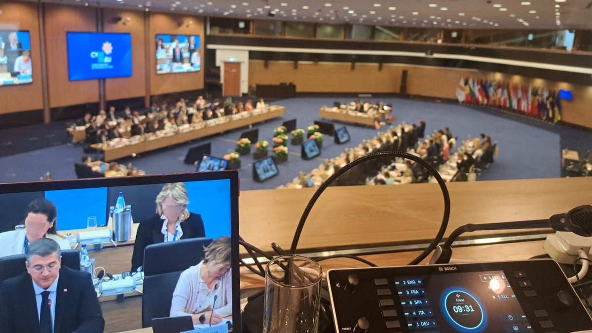 EU Interpreters tweet media
