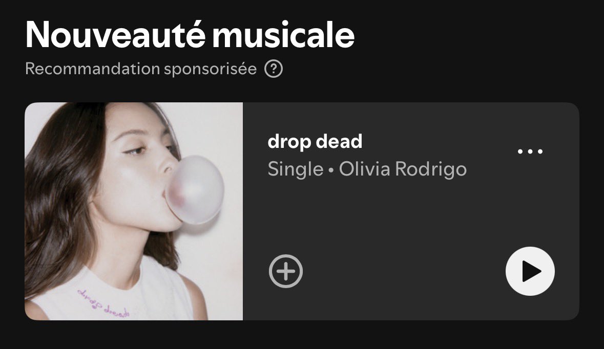 Pop culture tweet media