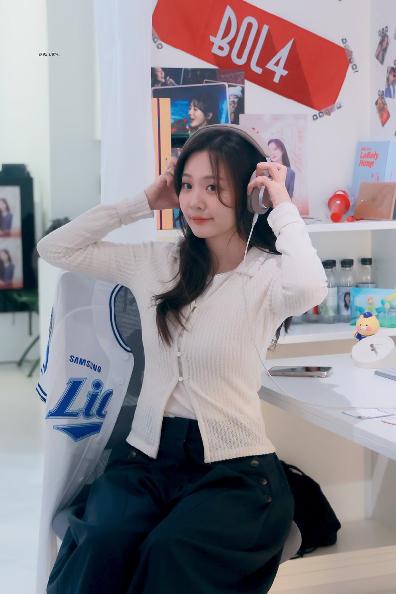 260420 데뷔 10주년 기념 전시회
#볼빨간사춘기 #BOL4 #안지영

🐰 jy950914.tistory.com/106