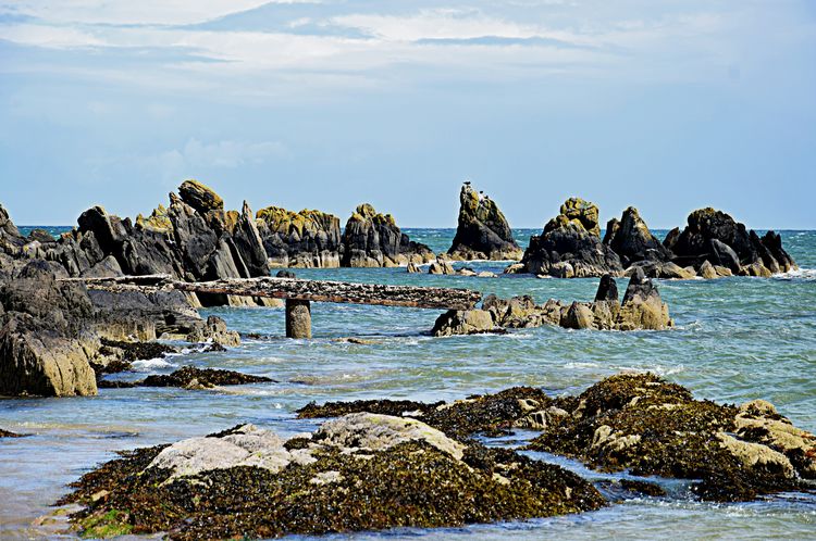 welovedonegal's tweet photo. Good #Wednesday 22nd #April morning from
beautiful #Fonegal 💚💛
Today's #GoodMorning pic is of a rocky outcrop and stone bridge at the otherwise sandy beach of Shroove/Stroove #Greencastle #Inishowen
#beaches #stones #rocks #bridges
#Ireland .
@ThePhotoHour https://t.co/NqnqIsjBOz