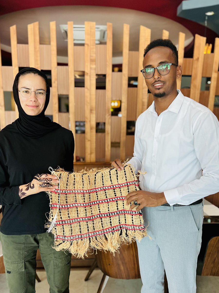 ShaficiMibrahim's tweet image. @solja_org bids farewell to @shanti_walde after her successful mission in Somaliland. Her visit strengthened our media efforts on public awareness and preventing irregular migration. We look forward to impactful results and continued collaboration.  
#SOLJA #Somaliland #Migration