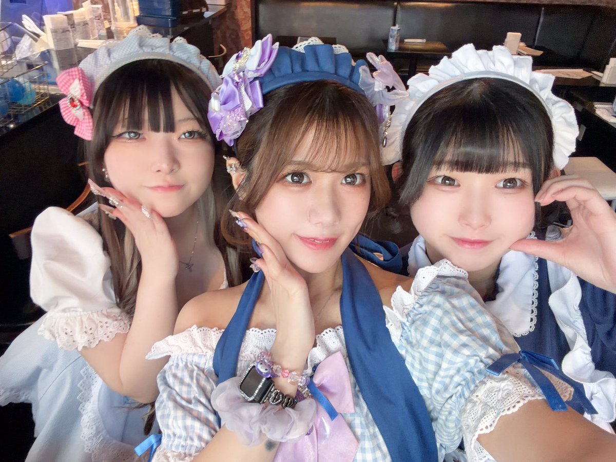 lp_akiba's tweet image. リリアンプリアン ❄️４階本店です💖

この後の妖精ちゃんは、
虹藍🐇冷夢💟まりん☁️ぽせ🪐です🌟
本日お嬢さまの日開催中❕お嬢さまは無料でリリアンプリアン をお楽しみいただけますよ💙✨

この後もご入国お待ちしてます🌟
#秋葉原 #akihabara #カフェ