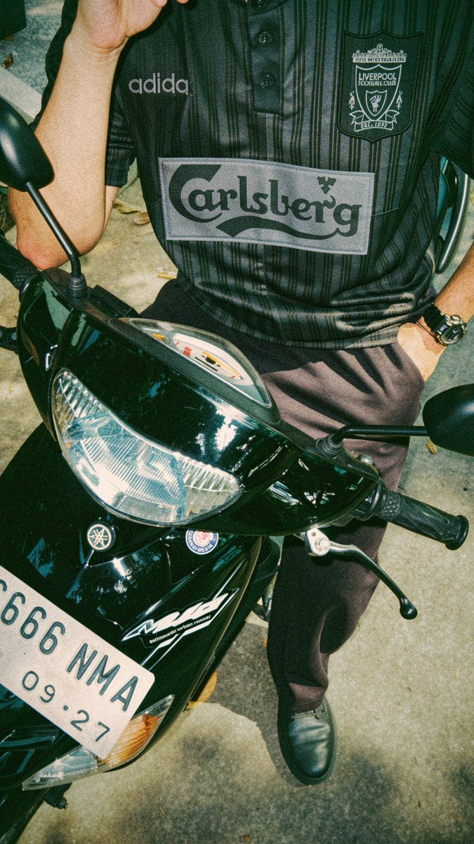 ariefprstyo29's tweet image. Blackout Liverpool jersey✖️Blackout Yamaha Mio
5TL original, minus pemakaian.
Minat? japri.
Yang liat doang juga gapapa 😎

#ootd #mio5tl #liverpooljersey #black