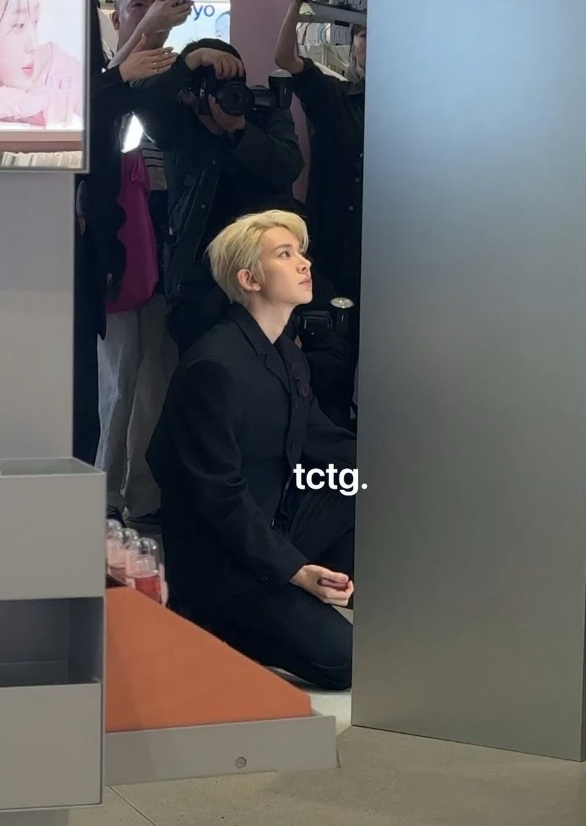 진짜 잘생겼네